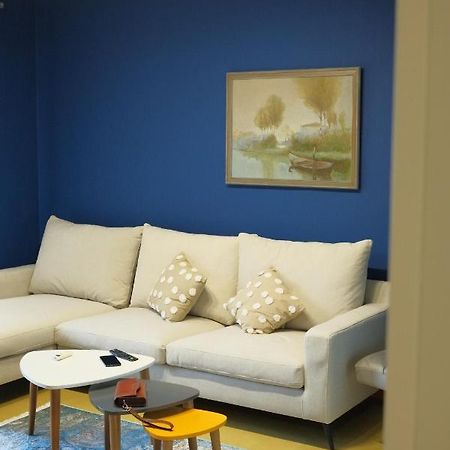 Oak Street Apartment Тирана Экстерьер фото