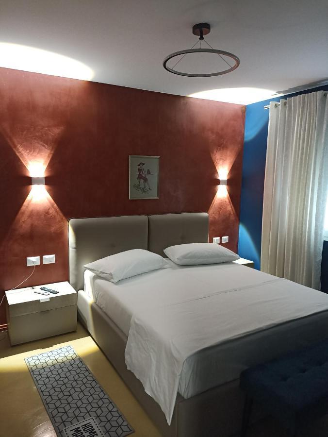 Oak Street Apartment Тирана Экстерьер фото