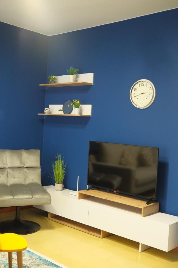Oak Street Apartment Тирана Экстерьер фото